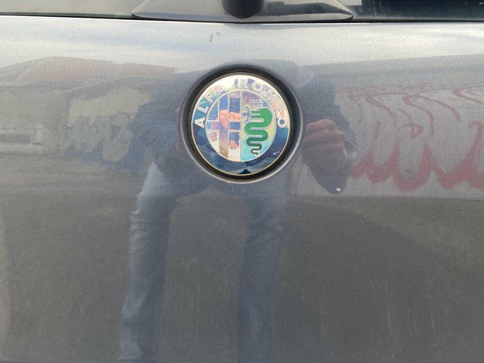 Immagine 10/13 di Alfa Romeo 156 3.2 V6 GTA Sportwagon (2004)