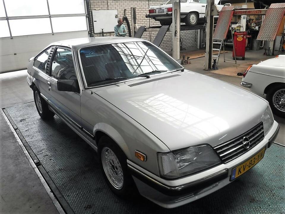 Image 42/43 of Opel Monza 2.5 E (1984)