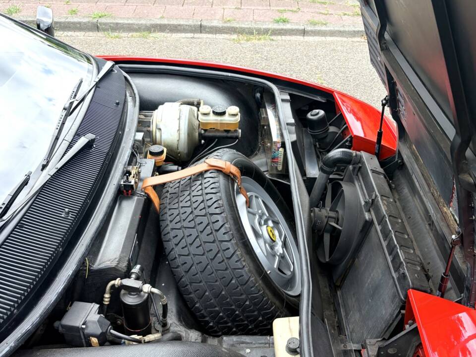Bild 23/38 von Ferrari Mondial Quattrovalvole (1982)