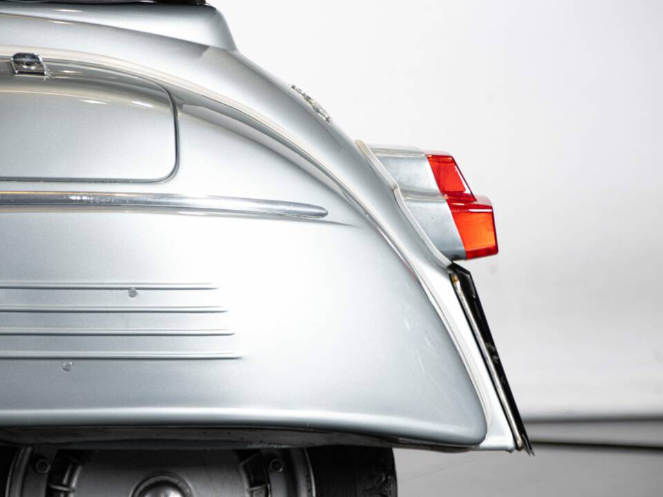 Bild 17/50 von Piaggio Vespa 150 Sprint (1967)