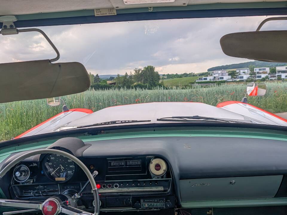 Image 22/51 of Cadillac Ambulance Carrosserie Köng (1964)