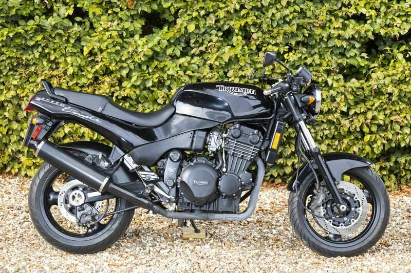 Immagine 1/40 di Triumph Speed Triple (1999)