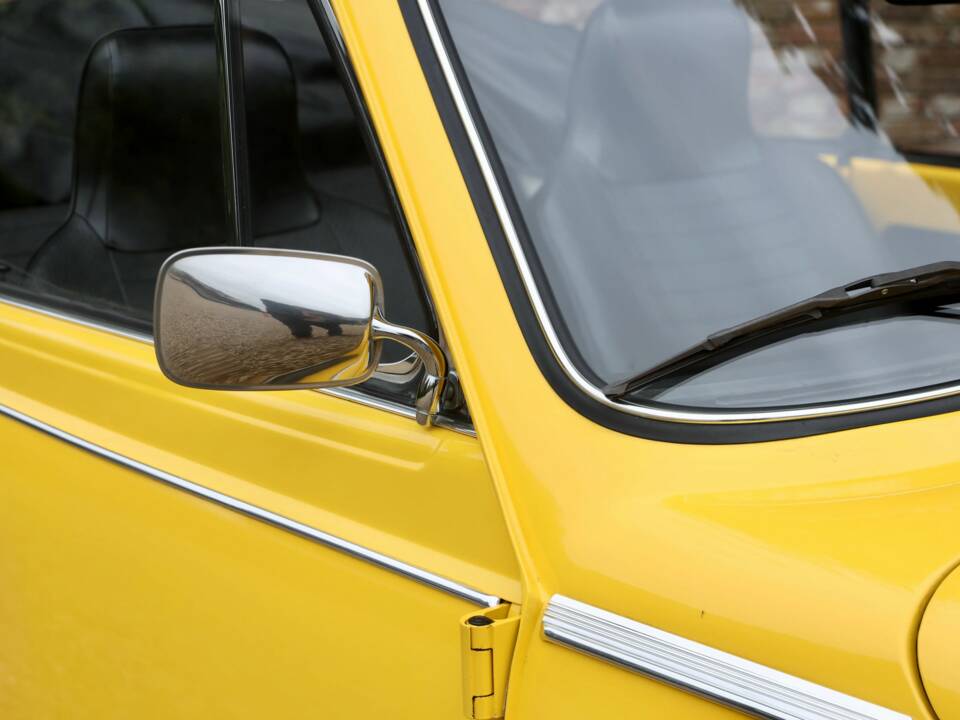 Immagine 40/50 di Volkswagen Maggiolone 1303 (1975)