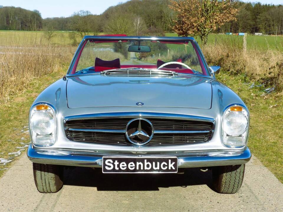 Mercedes-Benz 280 SL Roadster (W 113) 1969