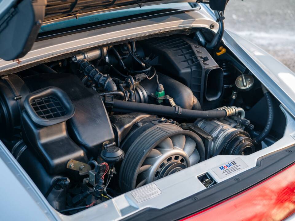 Bild 25/27 von Porsche 911 Carrera (1994)
