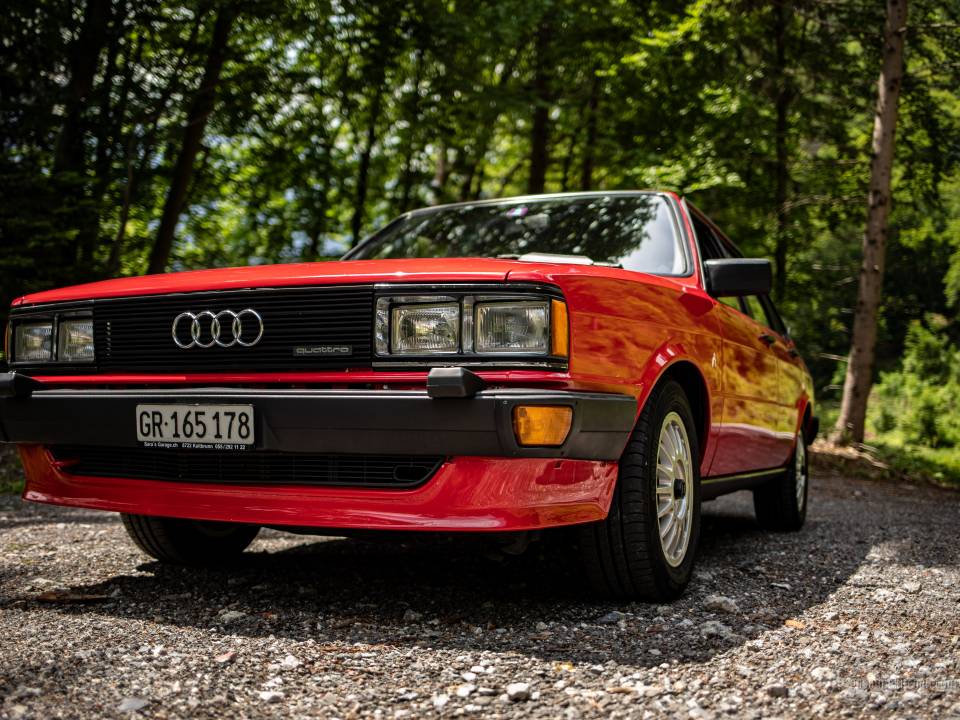 Image 31/53 de Audi 80 quattro (1984)