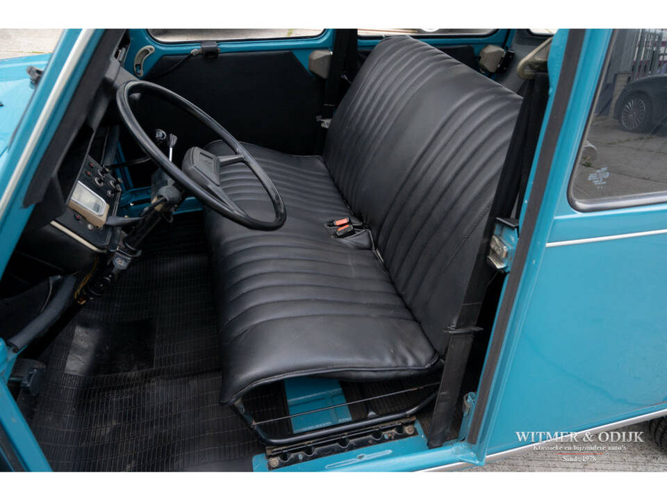 Image 23/28 de Citroën 2 CV 6 (1982)