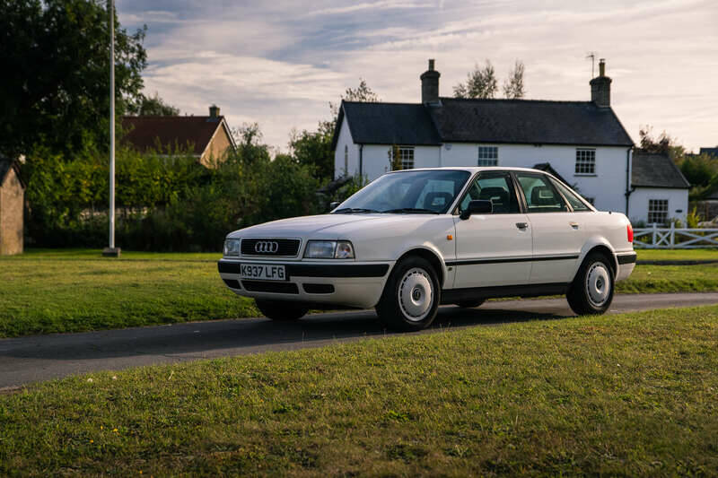 Bild 42/50 von Audi 80 - 2.0 E (1993)