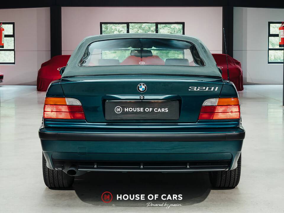 Immagine 8/24 di BMW 320i (1995)