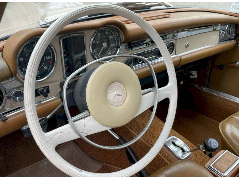 Imagen 20/36 de Mercedes-Benz 280 SL (1970)