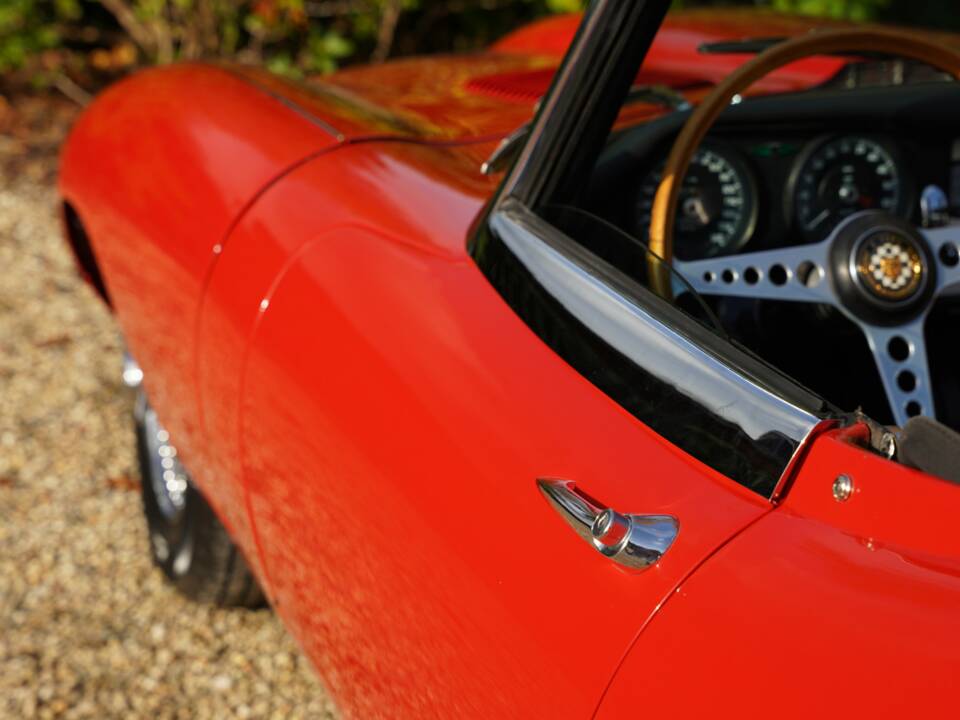 Afbeelding 19/50 van Jaguar E-Type 3.8 (1964)