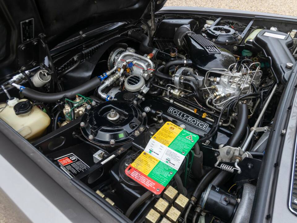 Image 17/50 of Rolls-Royce Silver Spirit (1987)