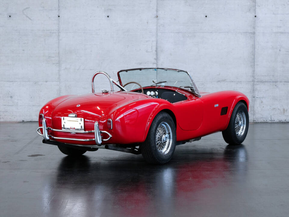 Immagine 7/23 di AC Shelby Cobra 289 (1965)