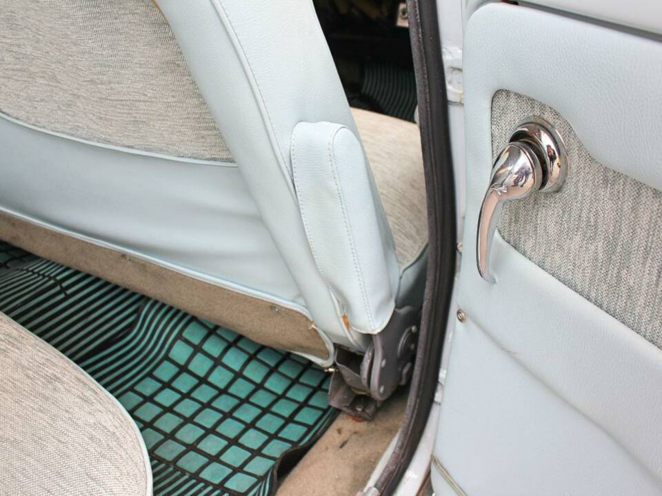 Image 32/47 of Alfa Romeo Giulietta TI (1961)