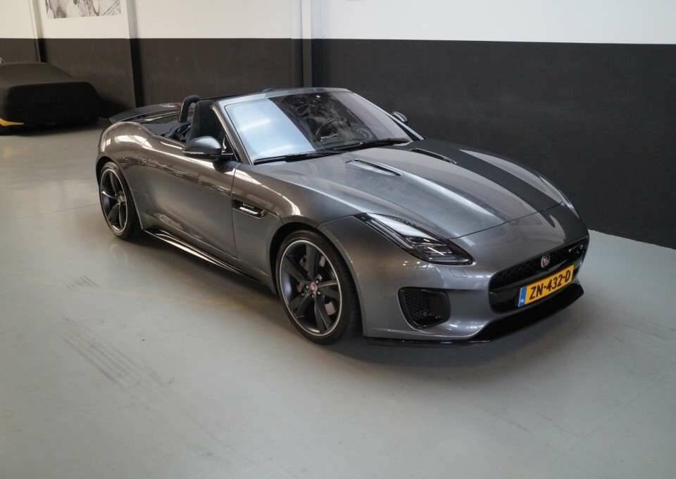 Image 4/50 of Jaguar F-Type (2019)
