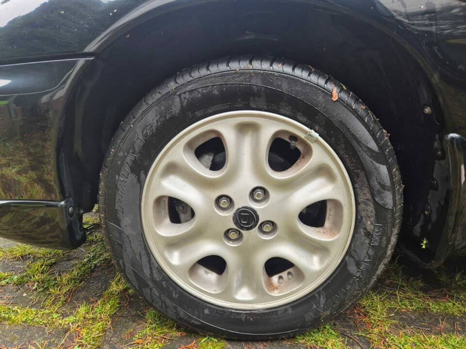 Immagine 27/33 di Mazda MX-3 1.8 (1991)