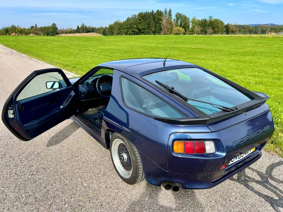 Imagen 5/17 de Porsche 928 S (1985)