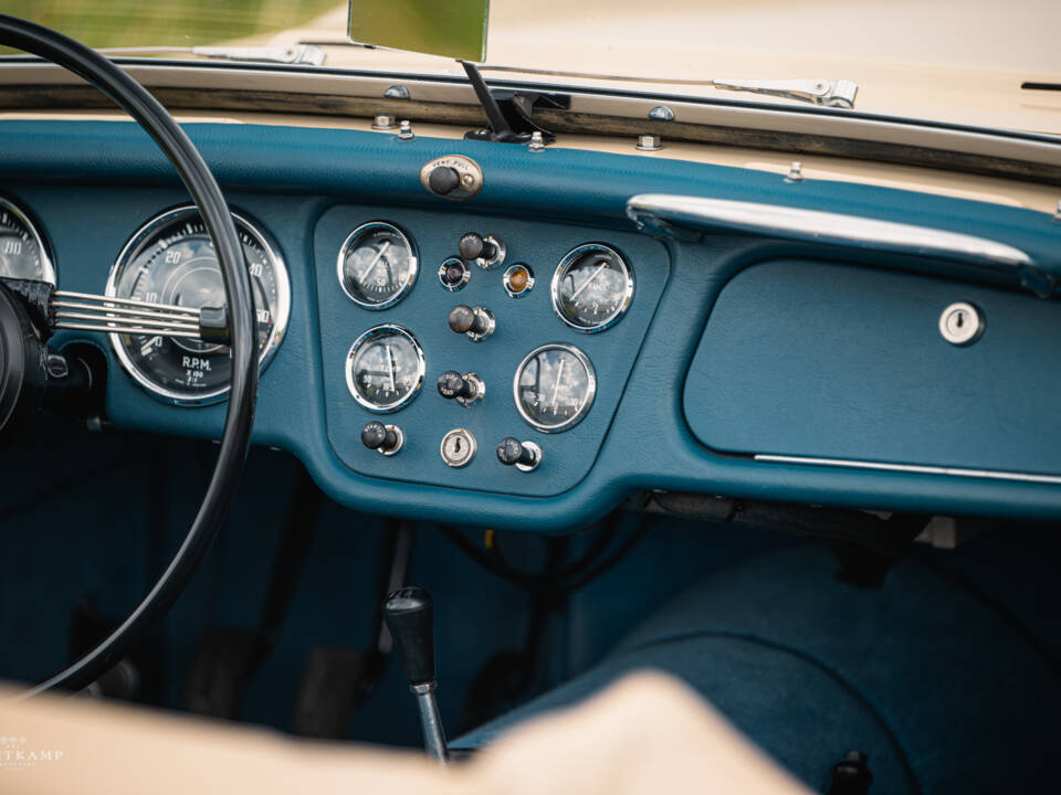 Image 9/14 of Triumph TR 3 (1956)