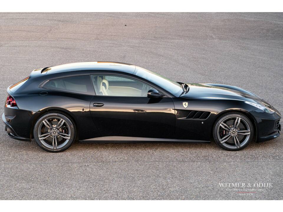 Bild 9/47 von Ferrari GTC4Lusso (2017)