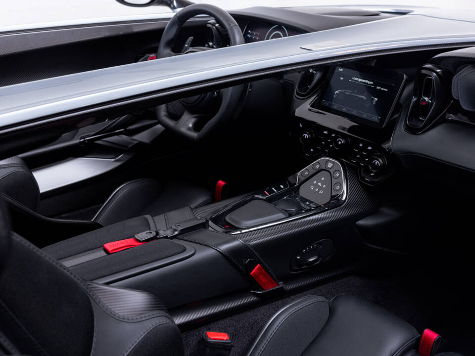 Bild 19/47 von Aston Martin V12 Speedster (2021)