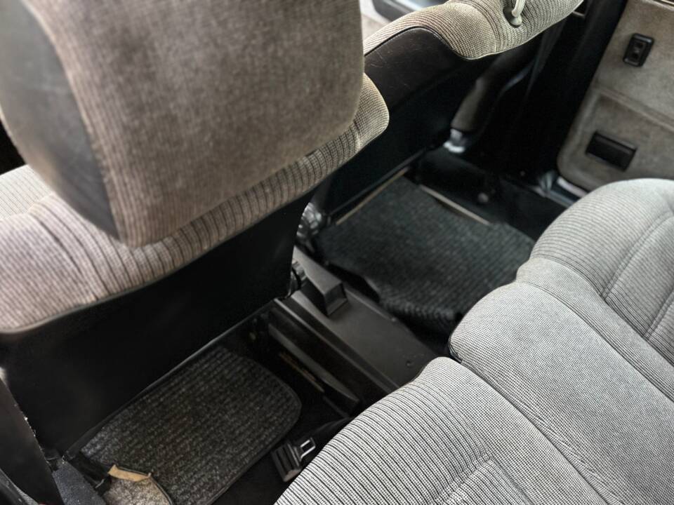 Image 49/57 of Volkswagen Passat 2.0 (1987)