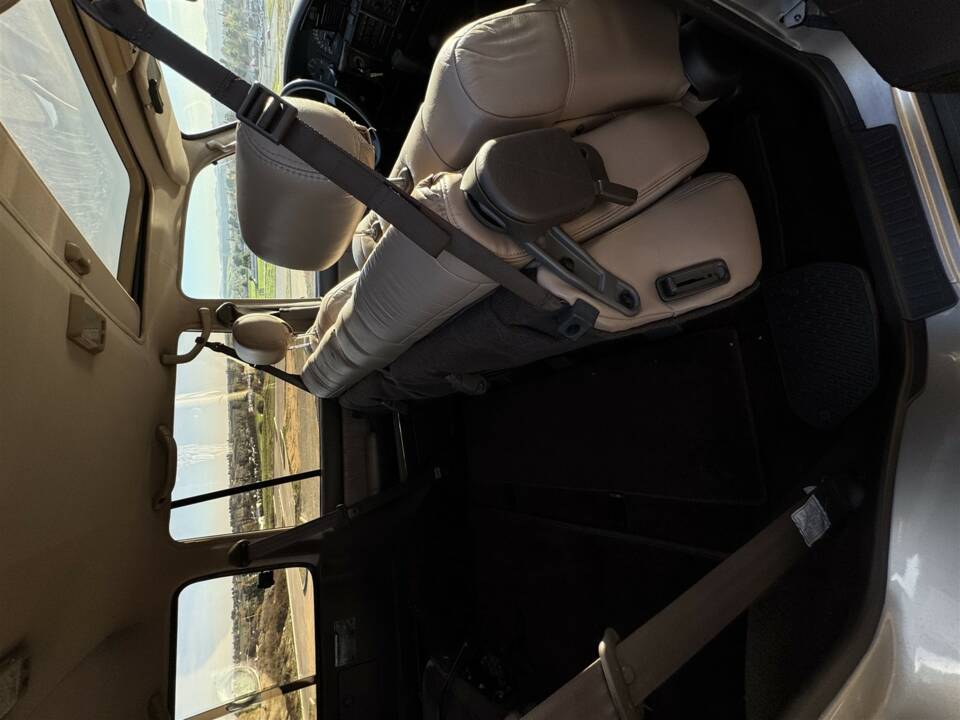 Immagine 29/45 di Toyota Land Cruiser FJ80 (1994)