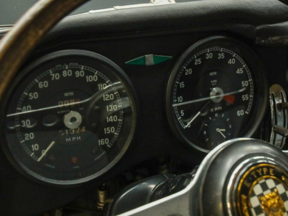 Imagen 22/50 de Jaguar E-Type 3.8 (1963)