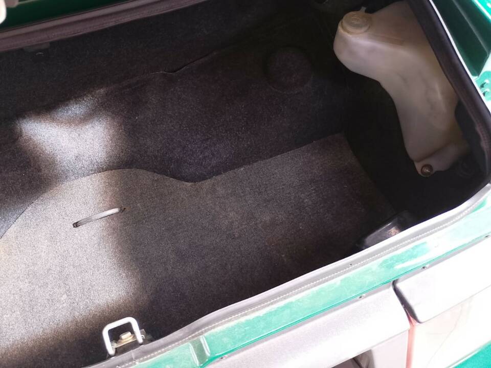 Image 31/46 of Lotus Elan SE (1992)