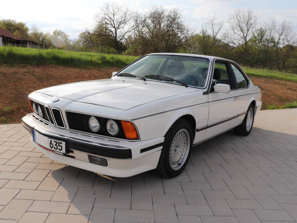 Image 9/28 of BMW 635 CSi (1989)