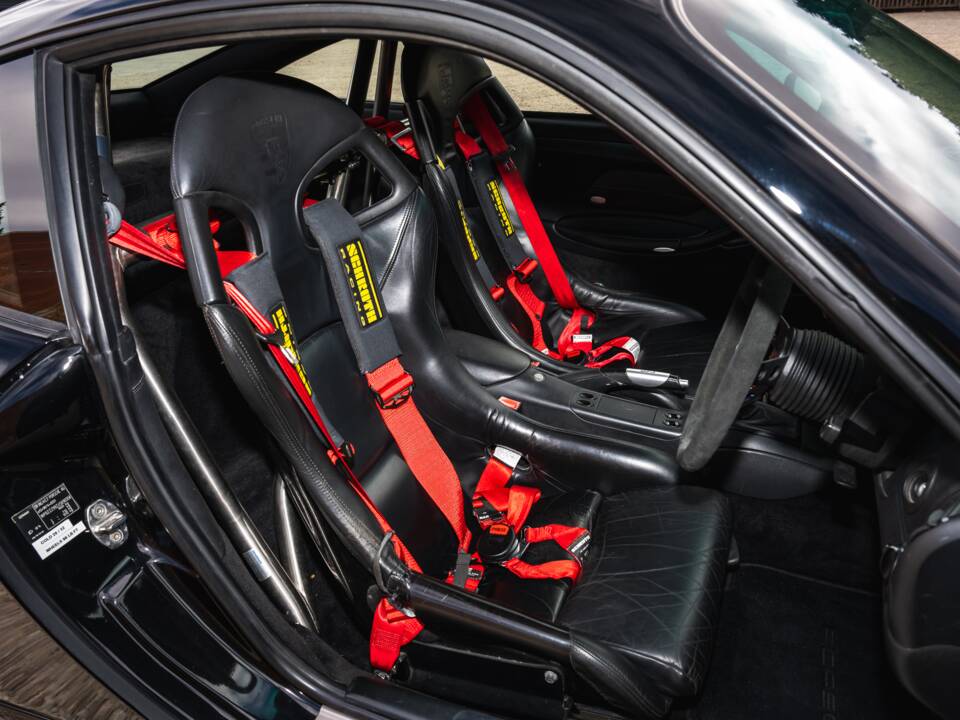 Image 18/42 of Porsche 911 GT3 (2003)