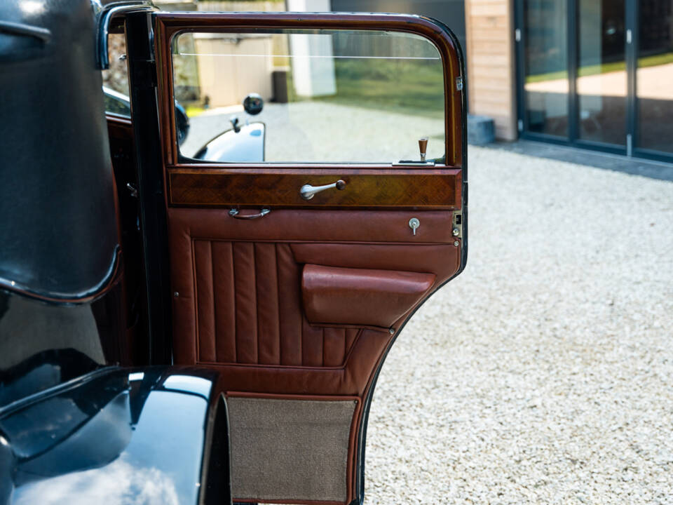 Immagine 27/50 di Rolls-Royce Phantom II Continental Kellner (1931)