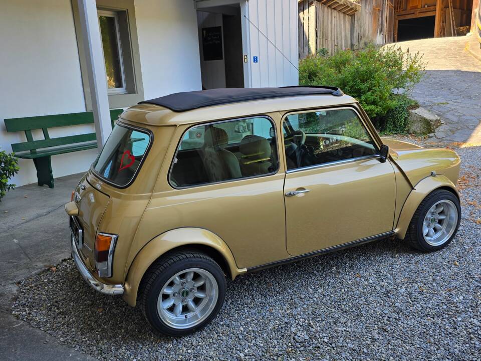 Immagine 6/32 di Mini Cooper 1.3i MPI (2000)