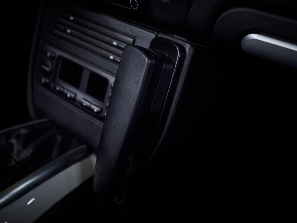 Imagen 64/98 de Porsche 911 Carrera 4S (2004)