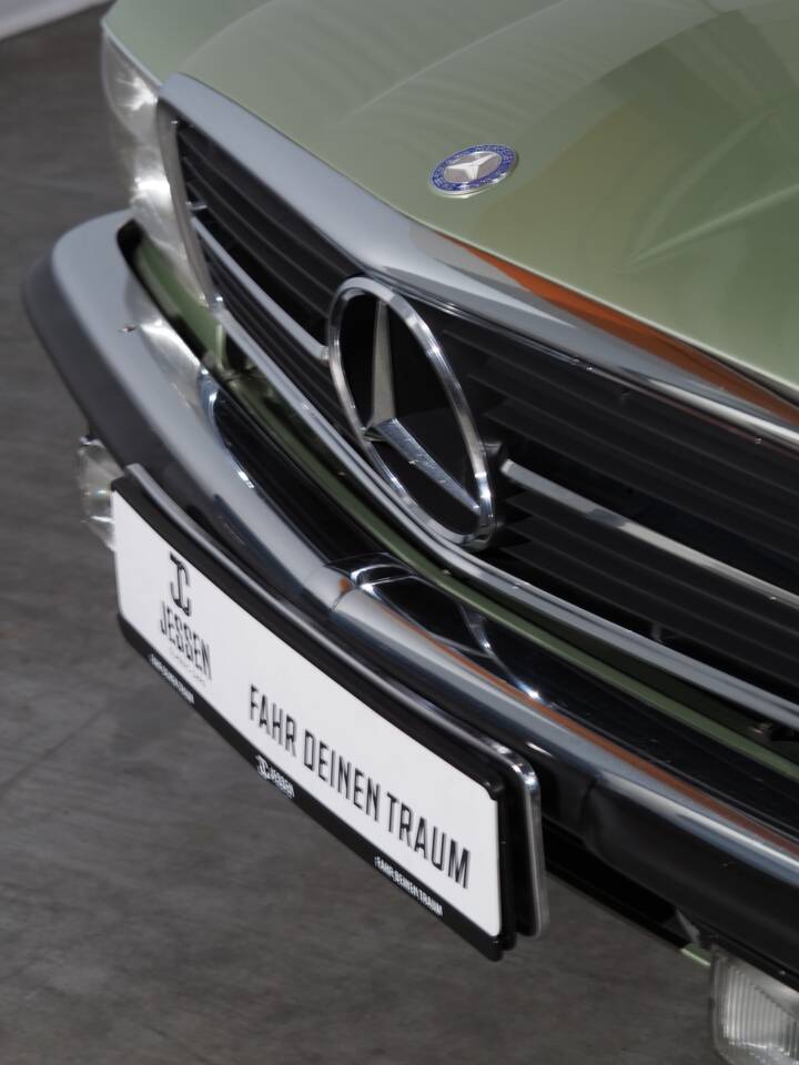 Image 7/66 of Mercedes-Benz 450 SLC (1977)