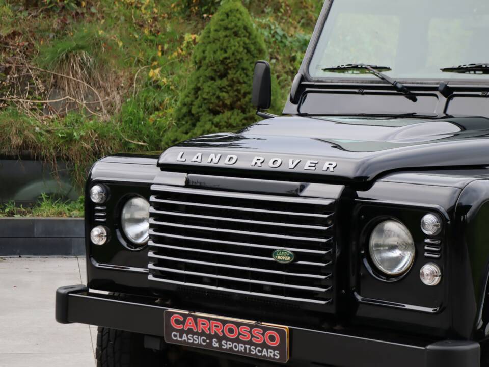 Bild 34/50 von Land Rover Defender 130 Double Cab (2007)