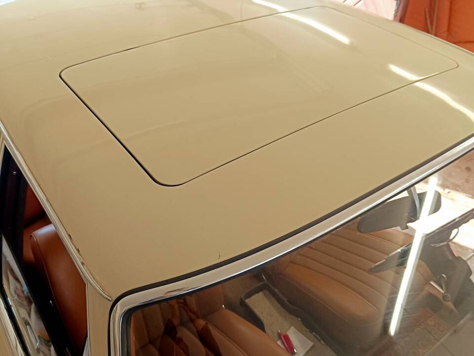 Bild 4/7 von Mercedes-Benz 250 SE (1966)