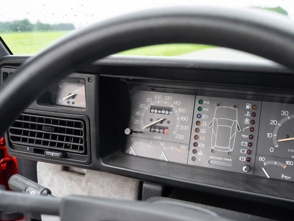 Image 36/45 of Lancia Y10 Turbo (1985)