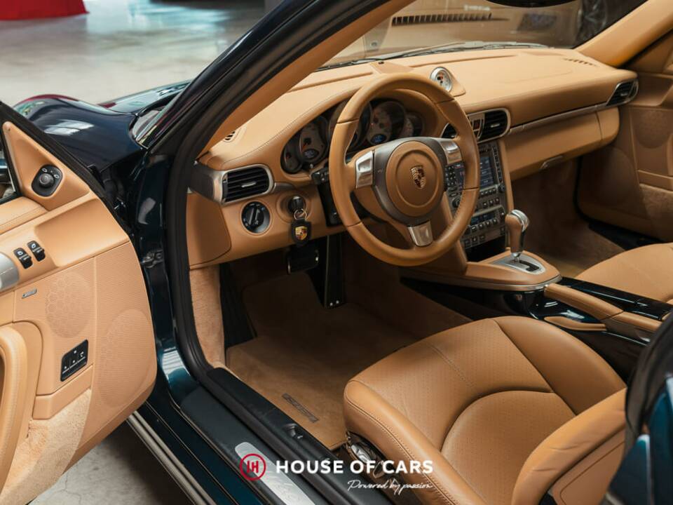 Immagine 14/23 di Porsche 911 Turbo (2006)