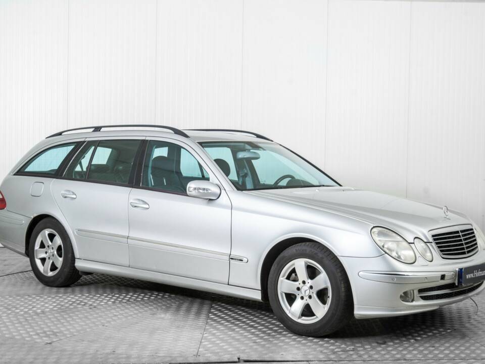 Bild 5/50 von Mercedes-Benz E 200 Kompressor T (2003)