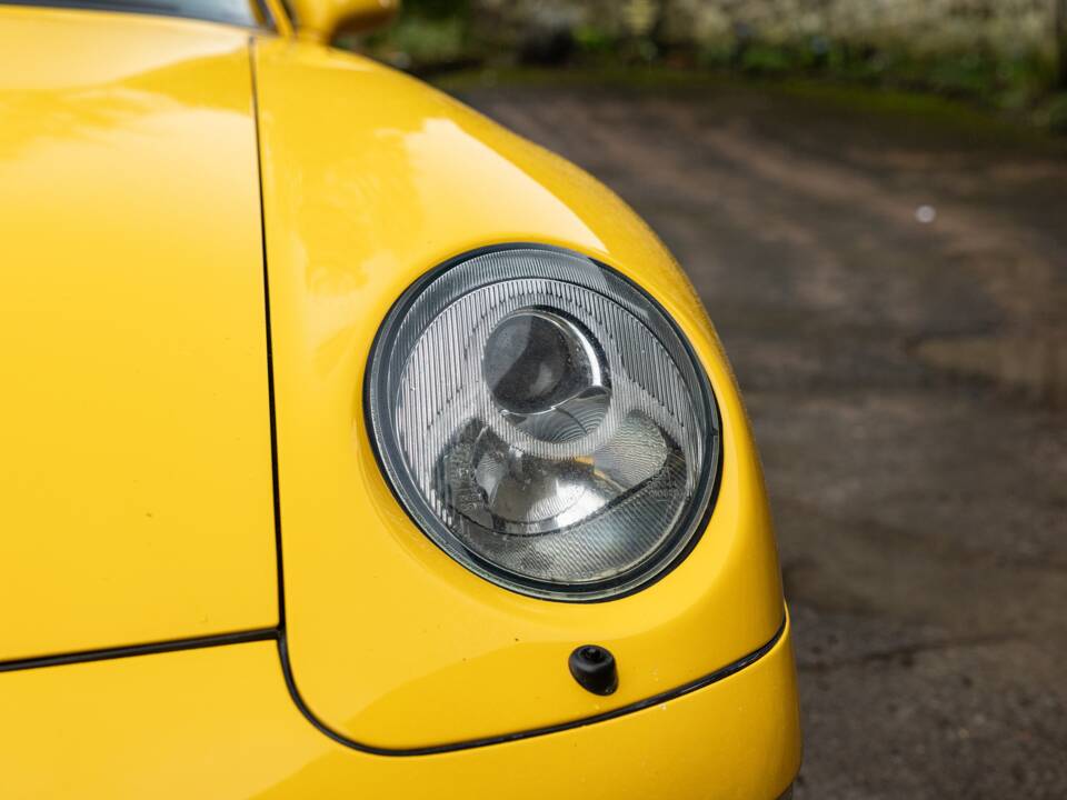 Bild 25/29 von Porsche 911 Carrera (1995)