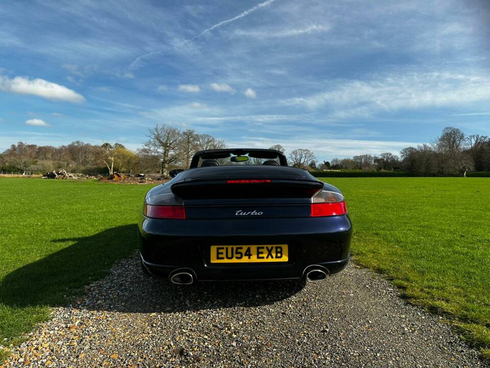 Bild 13/81 von Porsche 911 Turbo (2004)