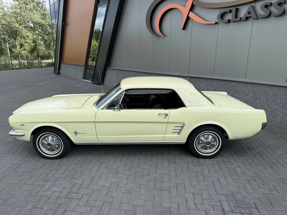 Afbeelding 2/50 van Ford Mustang 289 (1966)