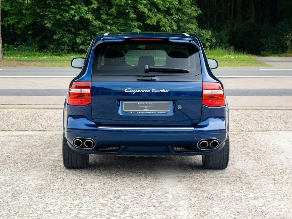 Image 11/25 of Porsche Cayenne Turbo (2008)