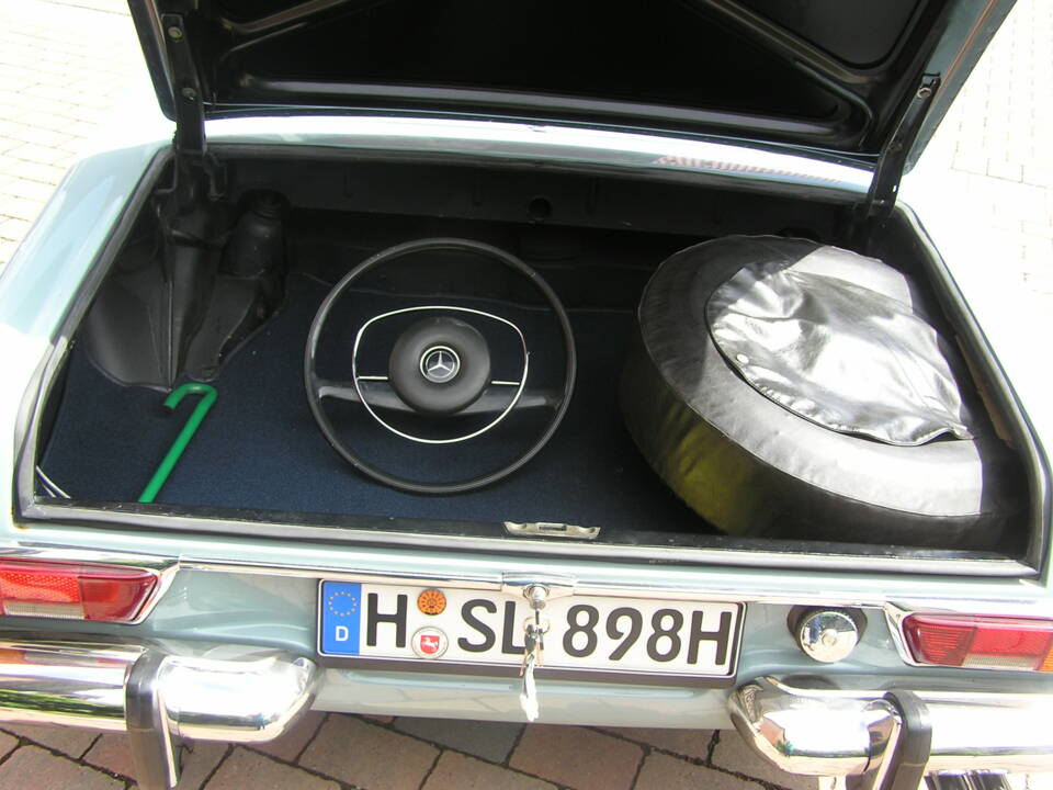 Image 10/12 of Mercedes-Benz 280 SL (1970)