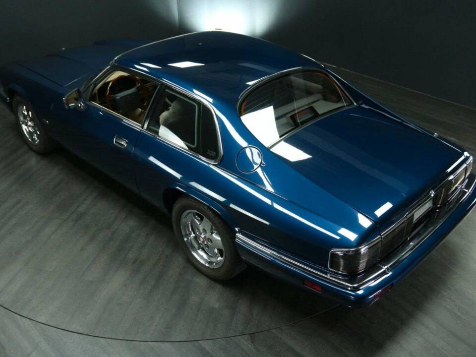Image 38/49 de Jaguar XJS 4.0 (1995)