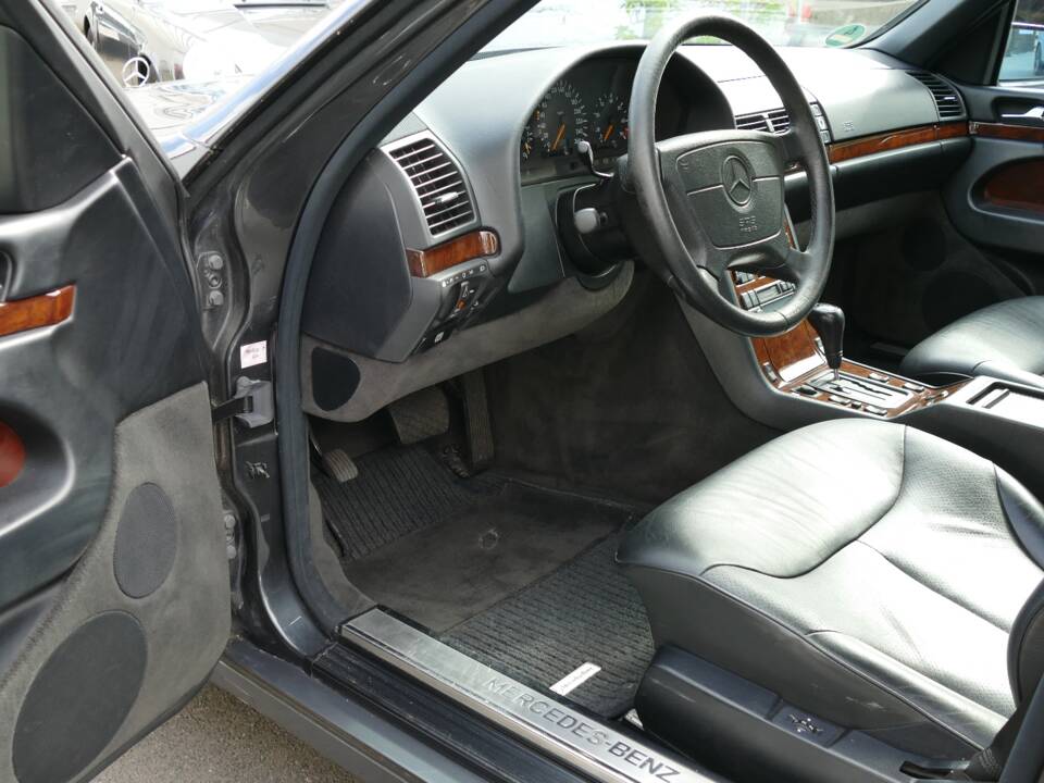 Afbeelding 11/19 van Mercedes-Benz S 280 (1995)