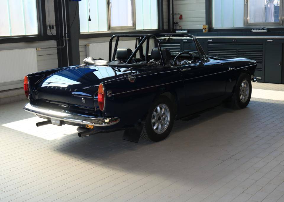 Image 4/9 de Sunbeam Tiger Mk I (1965)