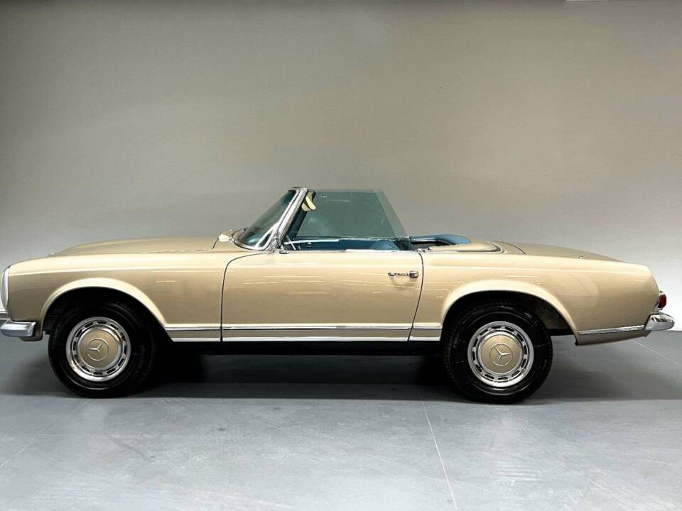 Imagen 7/15 de Mercedes-Benz 250 SL (1967)