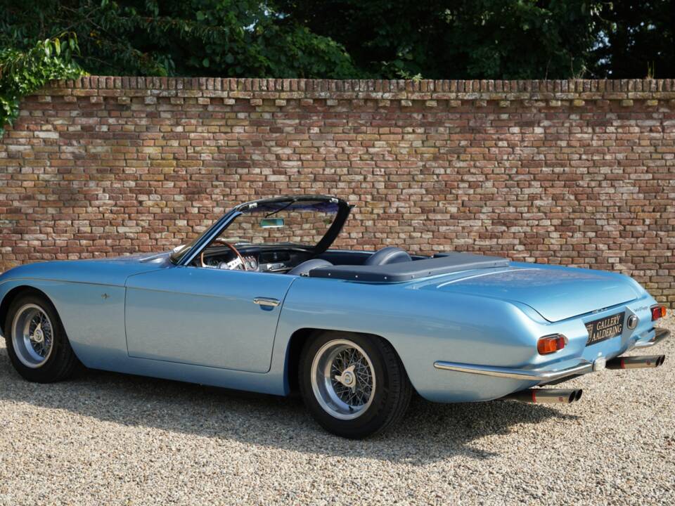 Image 10/50 de Lamborghini 400 GT (1967)