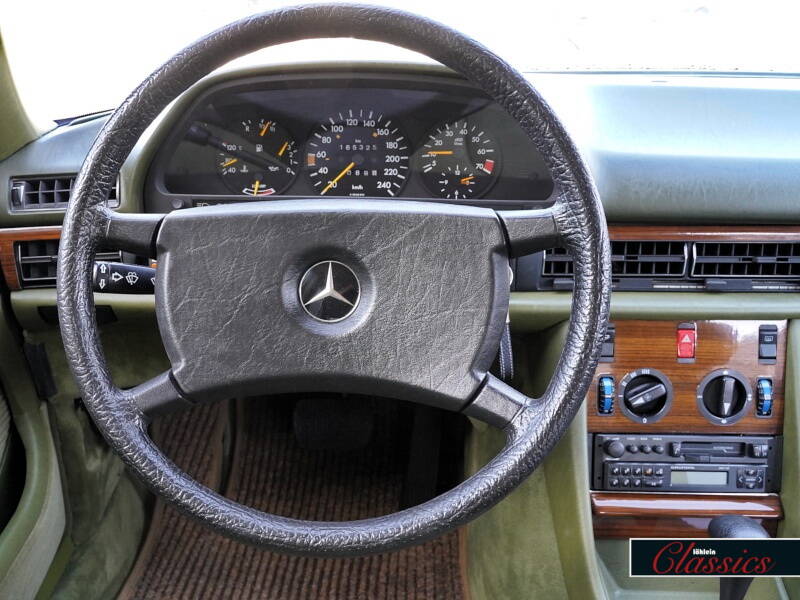 Imagen 16/18 de Mercedes-Benz 280 SE (1981)